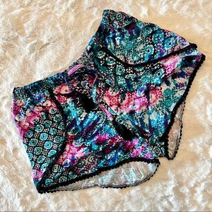 Hot kiss shorts sz S teal purple